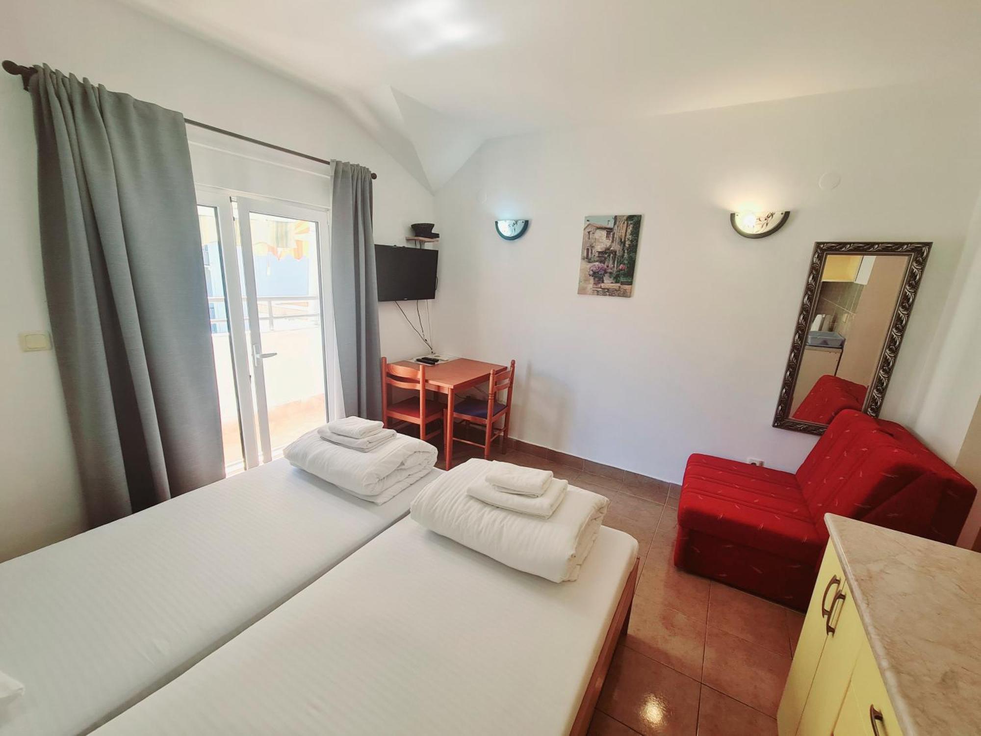 Apartments Pier Budva Zimmer foto